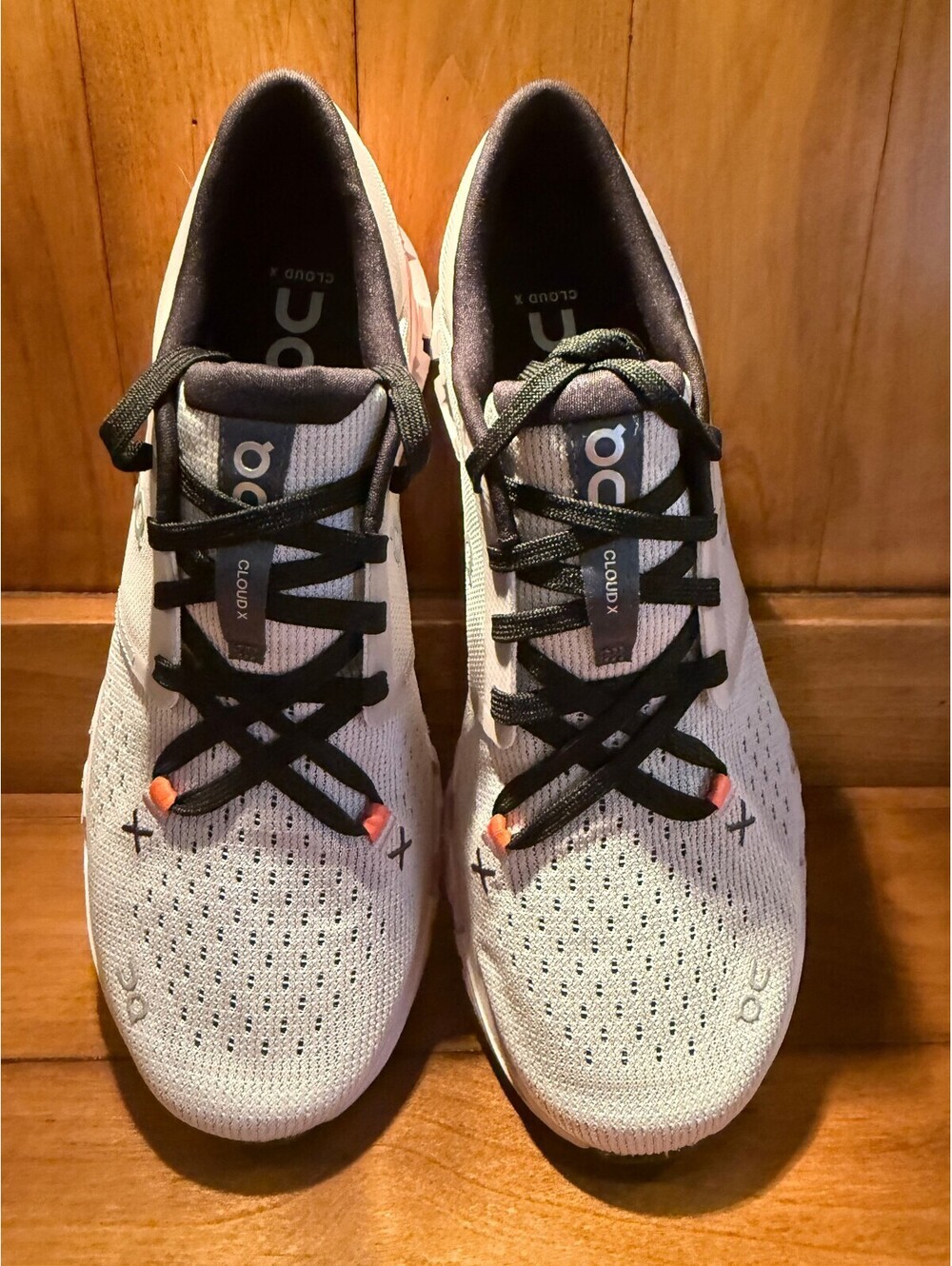 New On Cloud X 4 Running Shoes White/Black with Orange Accents Women's Size 9.5